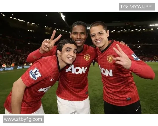 曼联1011赛季主场迎战瓦伦西亚精彩回顾与战术分析